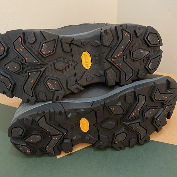 Brandnew Womens Muck Vibrant Arctic Grip Winter Boots - Picture 3 of 7